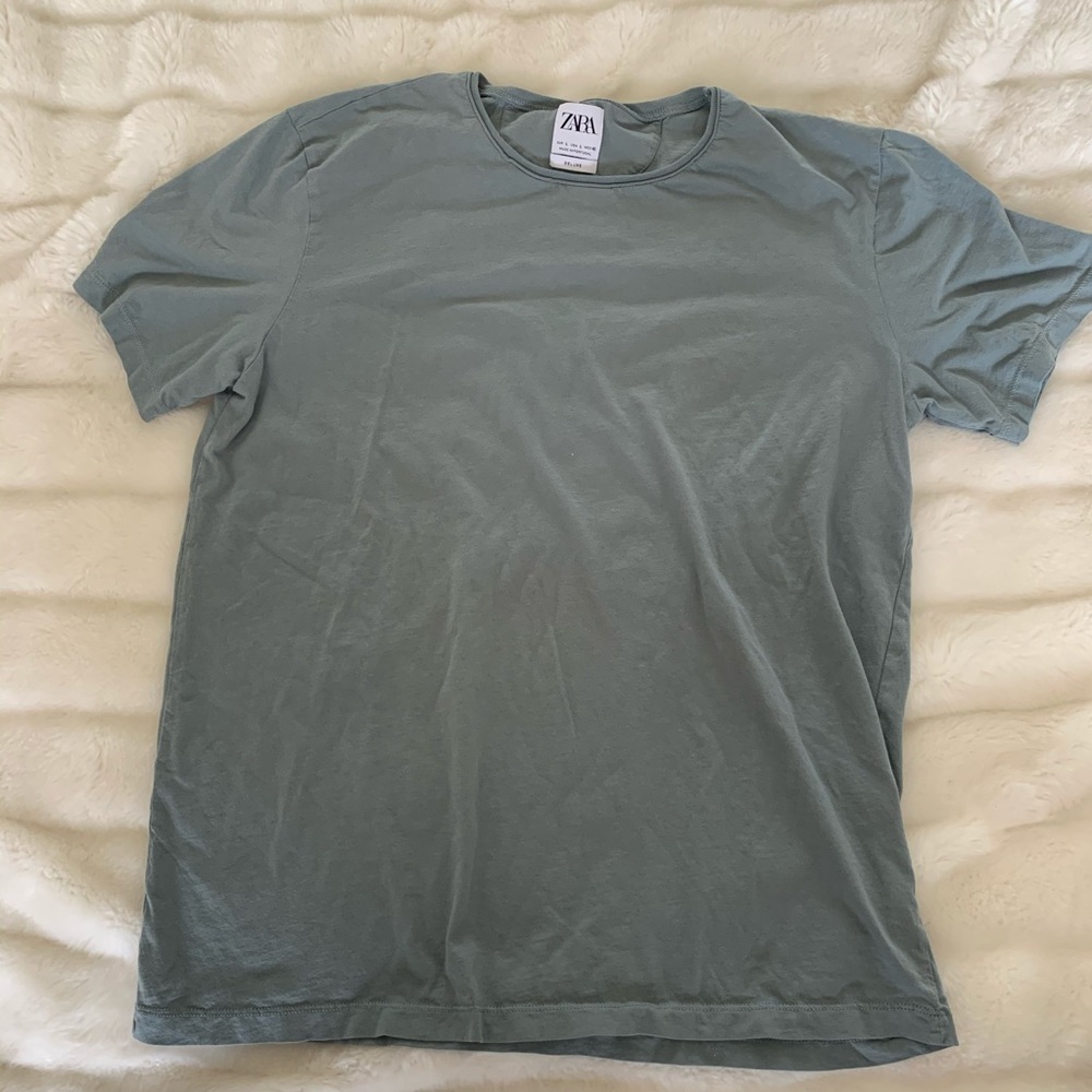 Men’s Zara Shirt Large (Runs Small)